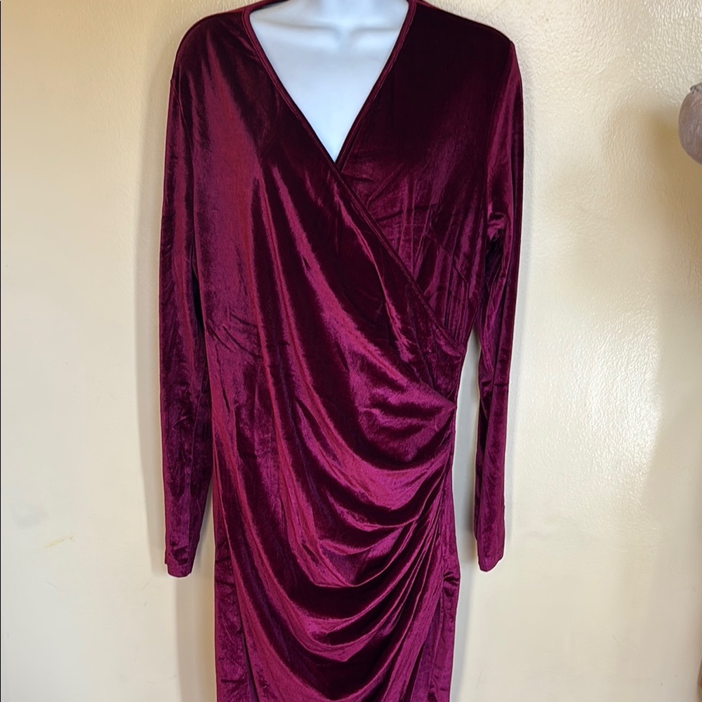 Loemes Elegant Burgundy Velvet Wrap Dress